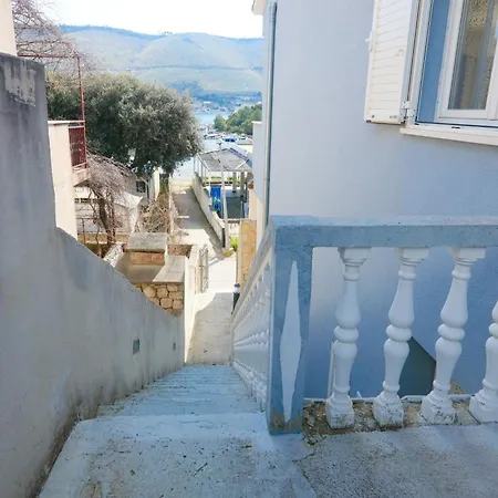 By The Sea Grebastica, - 23955 *