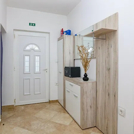 By The Sea Grebastica, - 23955 Apartment