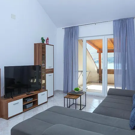 By The Sea Grebastica, - 23955 Apartment Sibenik