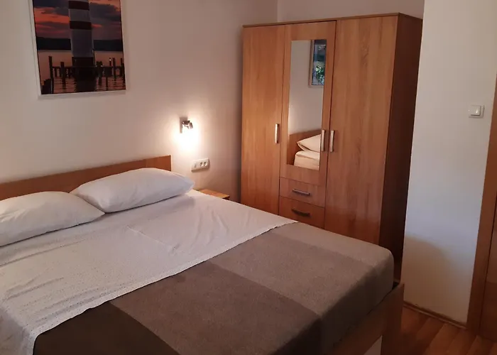 Appartamento By The Sea Grebastica, Sibenik - 23955 *