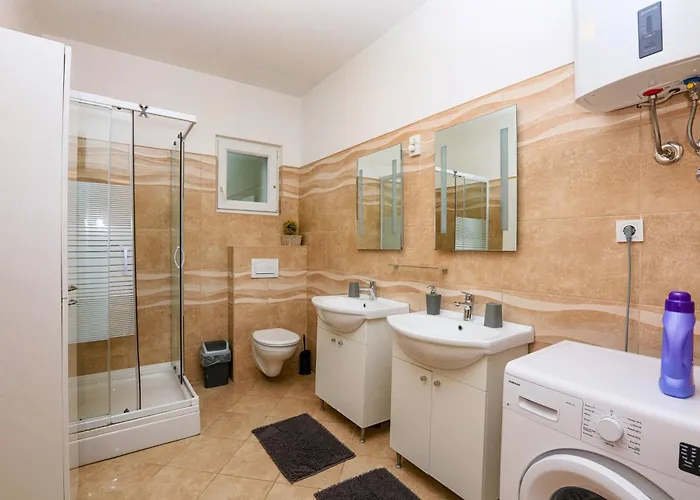 Apartamento By The Sea Grebastica, - 23955 *