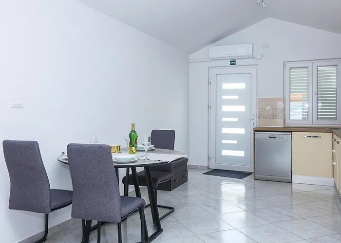 By The Sea Grebastica, - 23955 Apartamento