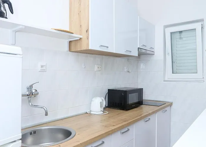 By The Sea Grebastica, - 23955 * Šibenik